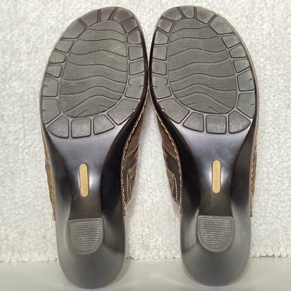 SoftSpots Cath Womens Brown Suede Leather Slip On Mule Heels Shoes SZ US 9 W - Picture 8 of 11